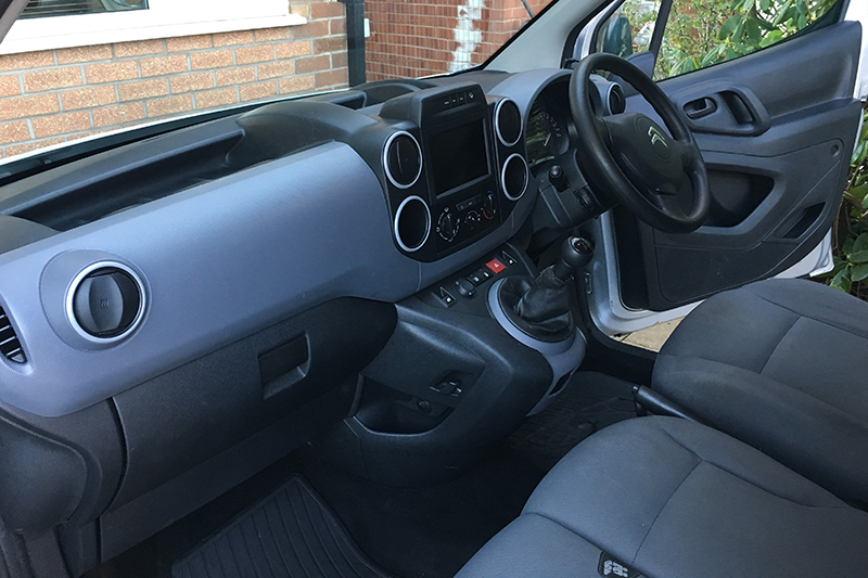 Interior of Citroen Berlingo 1.6 HDi L1 625 Enterprise Panel Van